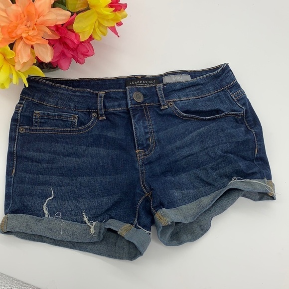 Aeropostale Jean Short MIDI Distressed- Sz 4 - Picture 2 of 5